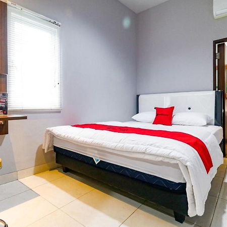 Reddoorz Near Kebon Jeruk Cakarta Dış mekan fotoğraf